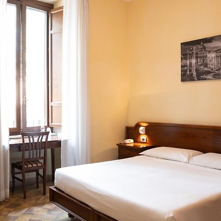 Отель Casa I Cappuccini Рим Экстерьер фото
